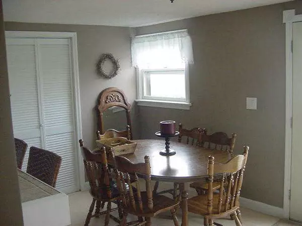 Atlanta, IN 46031,135 N Walnut ST