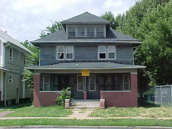 2330+ N Capitol AVE, Indianapolis, IN 46208