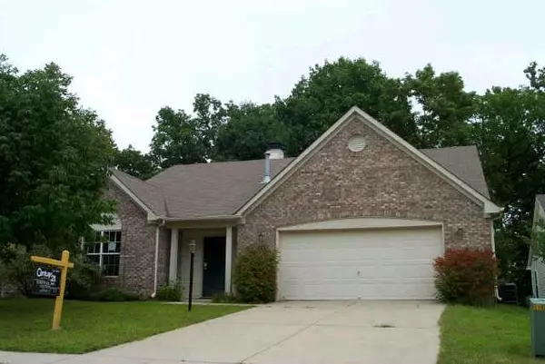 719 Pioneer Woods, Indianapolis, IN 46224