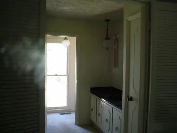 Greenwood, IN 46142,361 Redbud PL