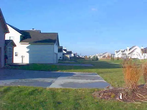 Westfield, IN 46074,716 Stockbridge DR