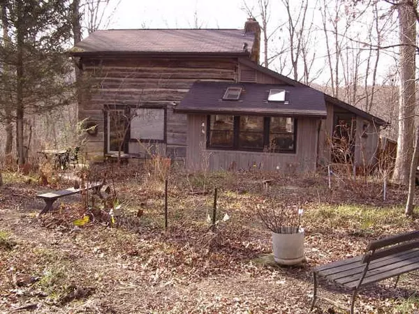 740 S Sams Hill RD, Nashville, IN 47448