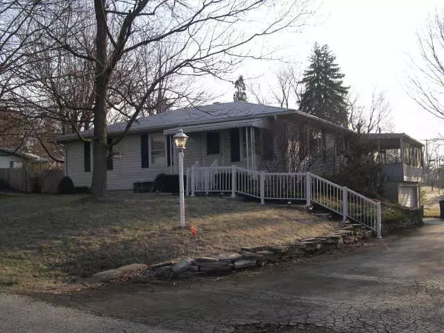 Westfield, IN 46074,124 Hillcrest DR