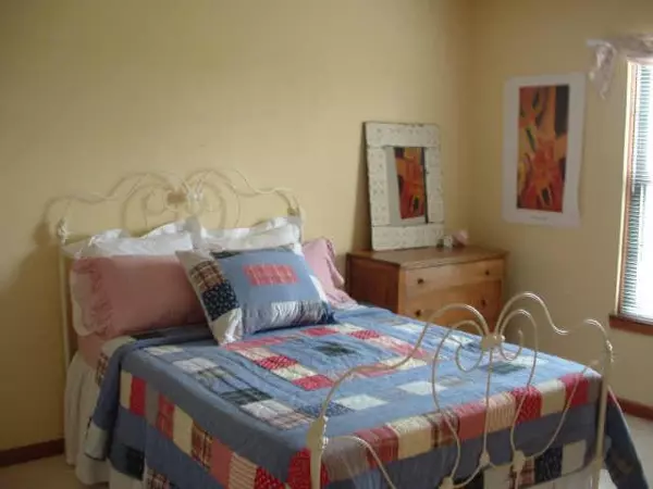 Carmel, IN 46032,1010 Farmview LN