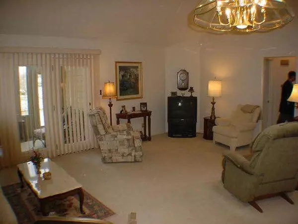 Greenwood, IN 46142,796 Ivy LN