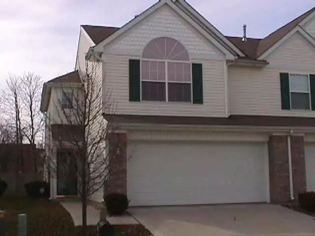 Indianapolis, IN 46260,9318 EDEN WOODS CT