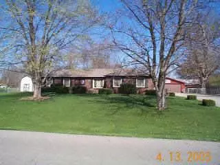 1123 S Daisy LN, New Palestine, IN 46163