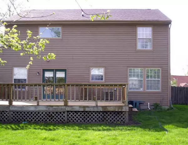 Carmel, IN 46032,909 Farmview LN