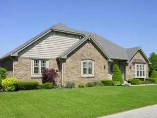 22 Monticello DR, Greenwood, IN 46142