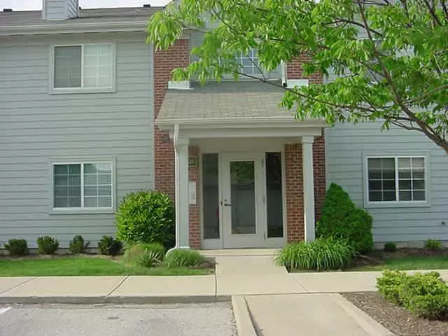 8426 Glen Willow #208, Indianapolis, IN 46278