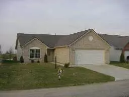 7744 DAKOTA DR, Noblesville, IN 46060