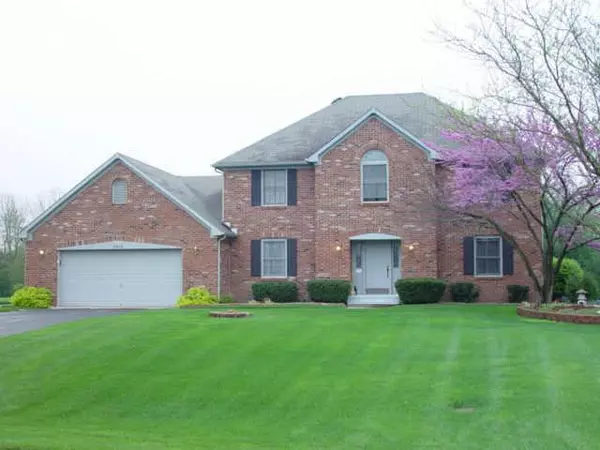 2313 S Oakwood DR, New Palestine, IN 46163