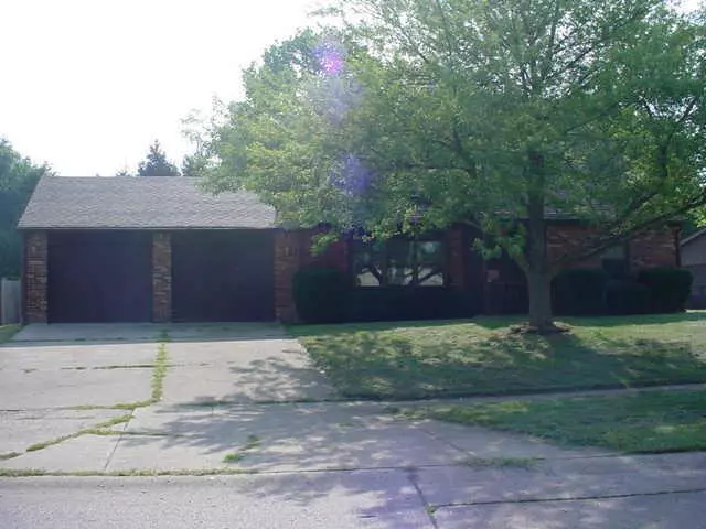 Indianapolis, IN 46217,8820 ROYAL MEADOW DR