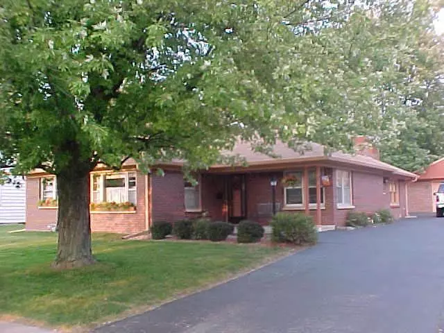 415 N 24TH AVE, Beech Grove, IN 46107