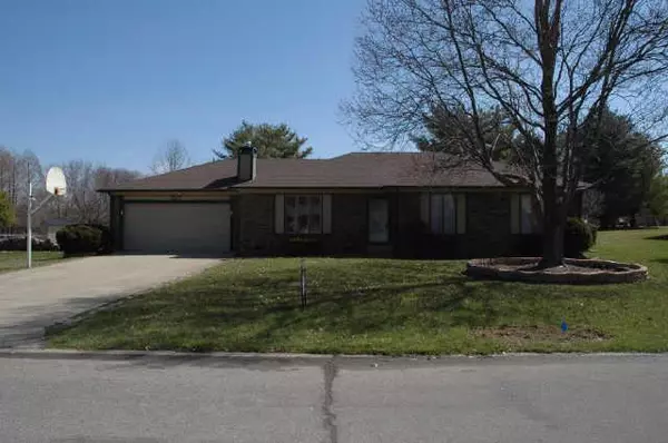 317 SUMMIT RIDGE DR, Greenwood, IN 46142