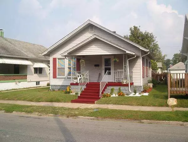 114 4th ST, Shelbyville, IN 46176