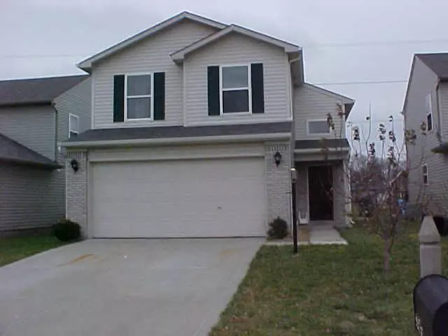 Indianapolis, IN 46217,5325 BLUFF VIEW DR