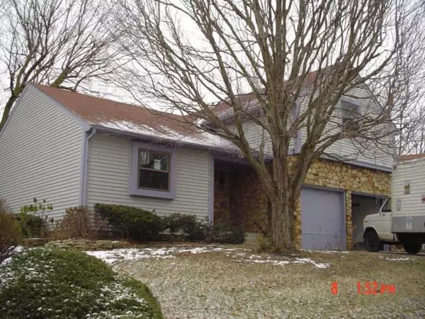 2913 HORSE HILL, Indianapolis, IN 46214