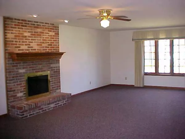 Mccordsville, IN 46055,6352 W Waterview CT