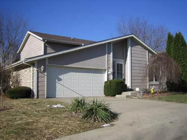 7628 EAGLE VALLEY, Indianapolis, IN 46214