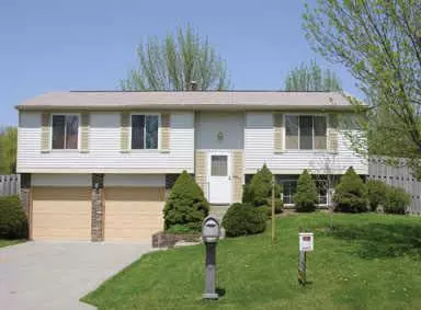 6522 Woodford LN, Indianapolis, IN 46237