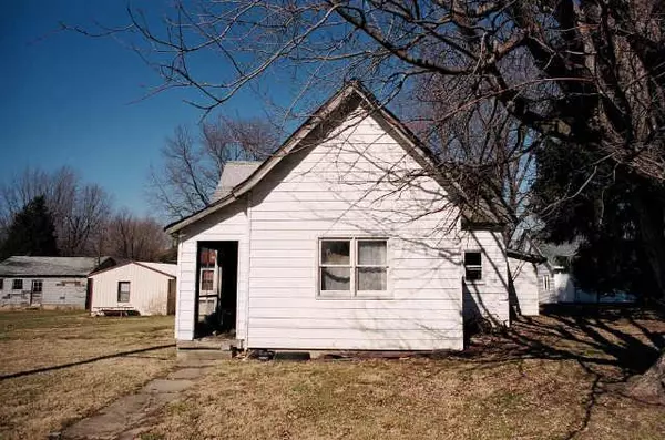 Waveland, IN 47989,611 E Howard ST