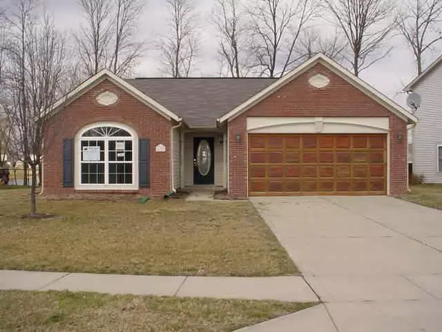 679 Prince DR, Greenwood, IN 46142