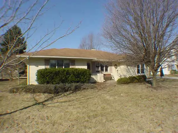 2130 HIKER TRACE, Columbus, IN 47203