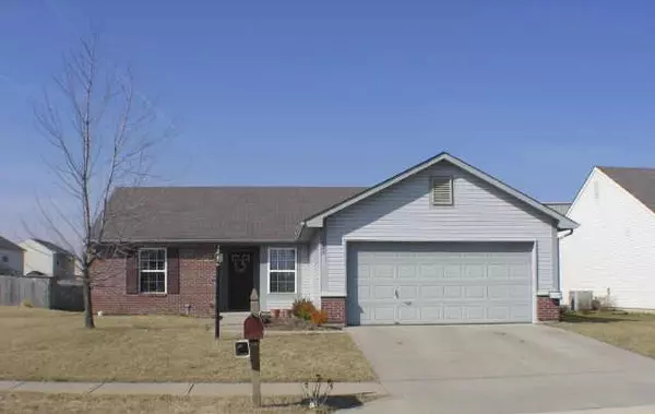 428 E Pine Ridge, Westfield, IN 46074