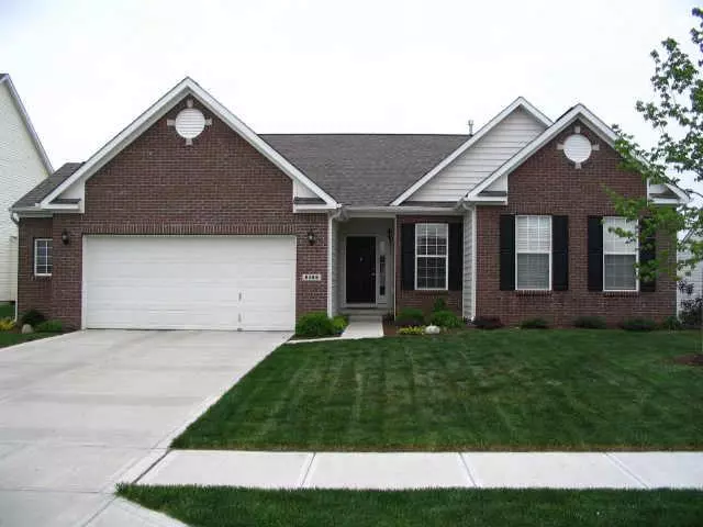 6566 Hunters Ridge South, Zionsville, IN 46077