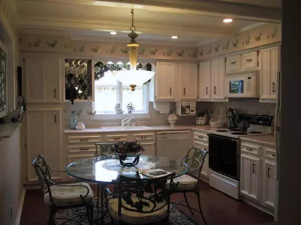 Greenwood, IN 46142,762 Nonchalant CT