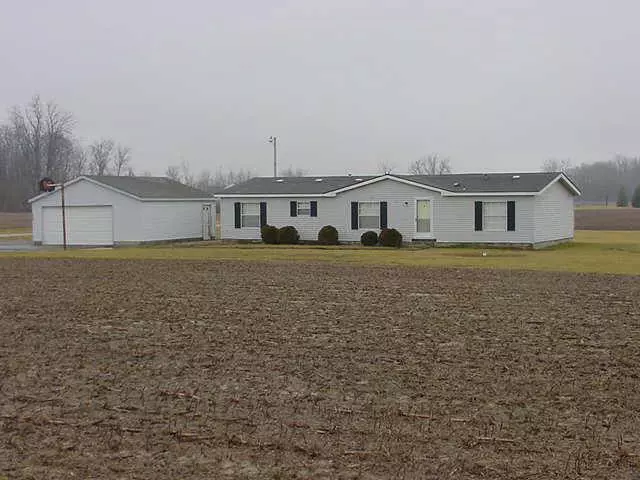 21788 Six Points RD, Sheridan, IN 46069