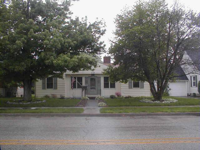 445 N 10th ST,  Noblesville,  IN 46060