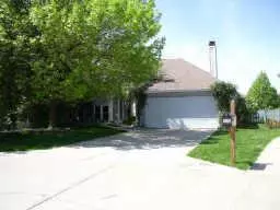 8082 Cardinal Cove E, Indianapolis, IN 46256