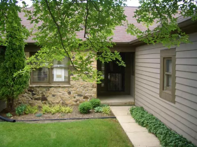 2420 CALAVERAS WAY, Indianapolis, IN 46240