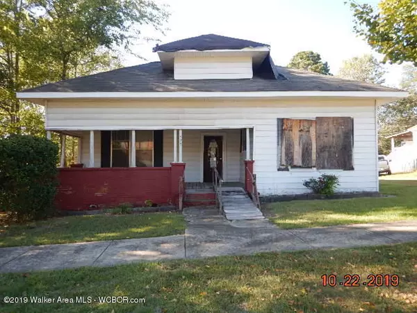 425 2ND ST NW, Carbon Hill, AL 35549