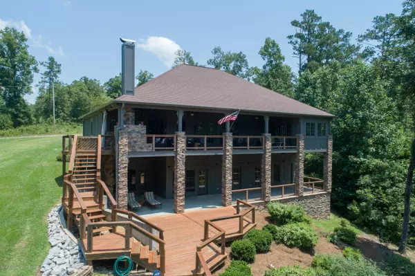 625 ROCK CREEK PENINSULA ROAD, Arley, AL 35541