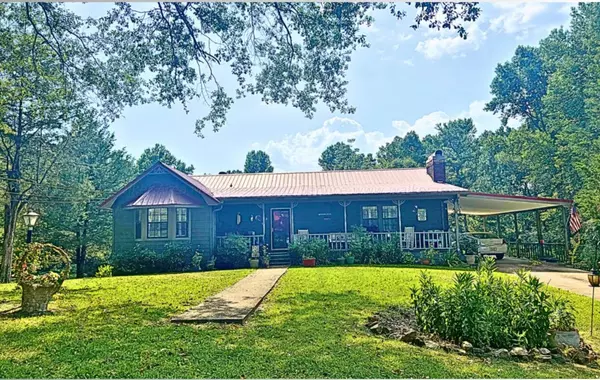 444 ORANGE St, Brilliant, AL 35548