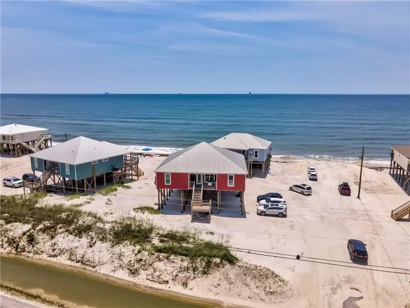 106 Tonty CT, Dauphin Island, AL 36528