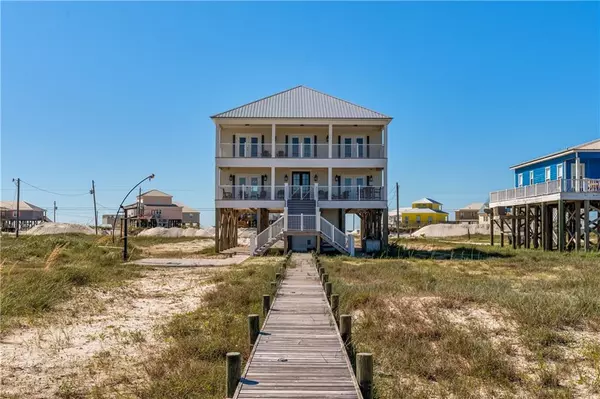 2714 Bienville BLVD, Dauphin Island, AL 36528