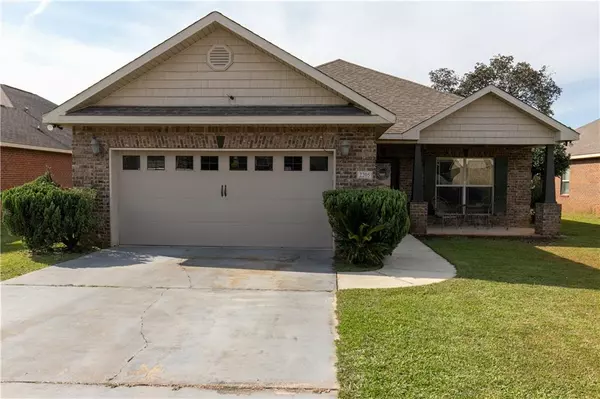 2205 Farrington LOOP E, Semmes, AL 36575