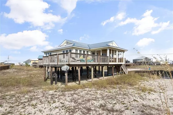 Dauphin Island, AL 36528,107 Quebec CT