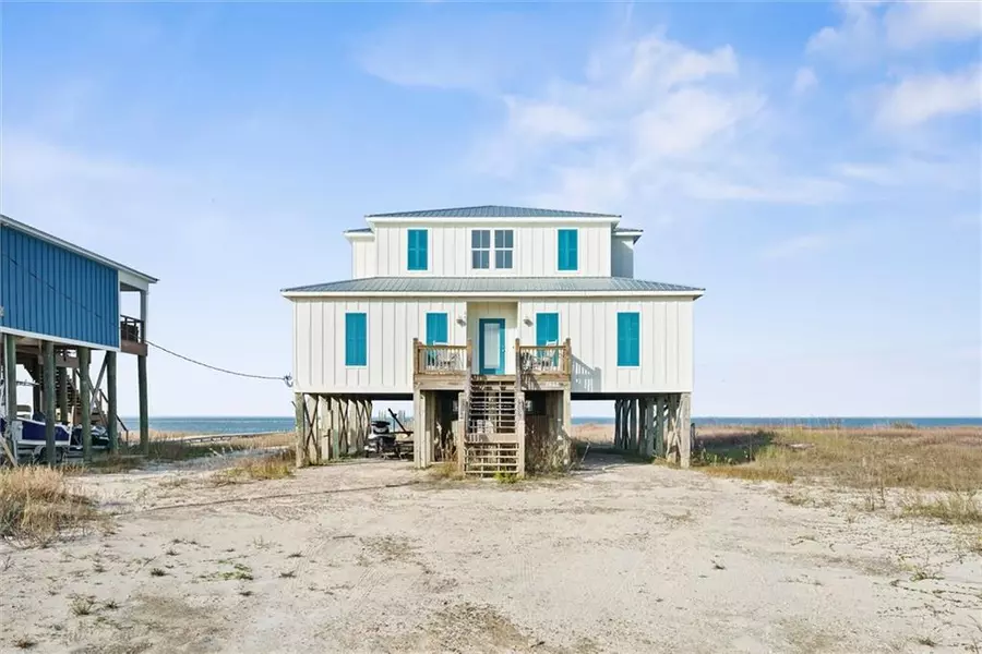 2412 Bienville BLVD, Dauphin Island, AL 36528