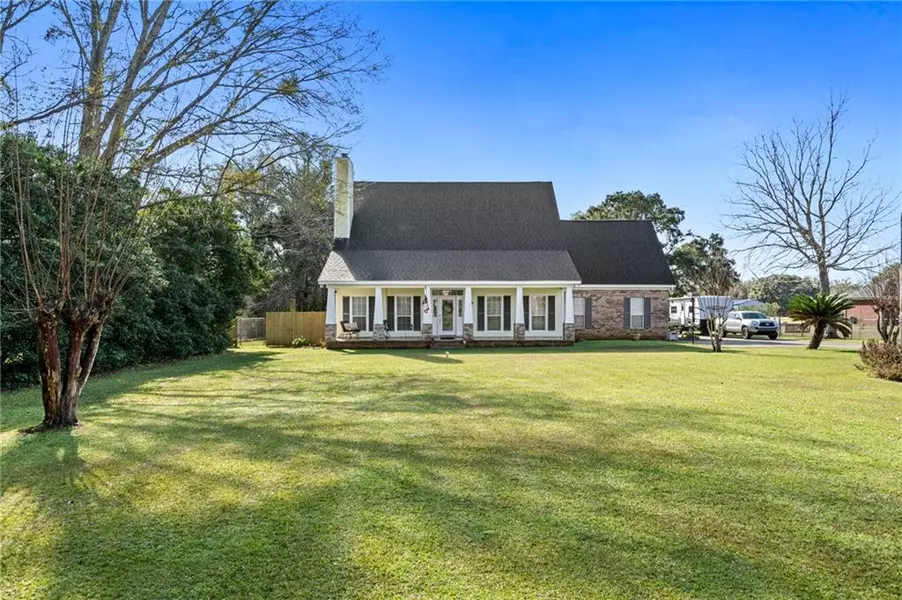 8215 Howells Ferry RD, Semmes, AL 36575