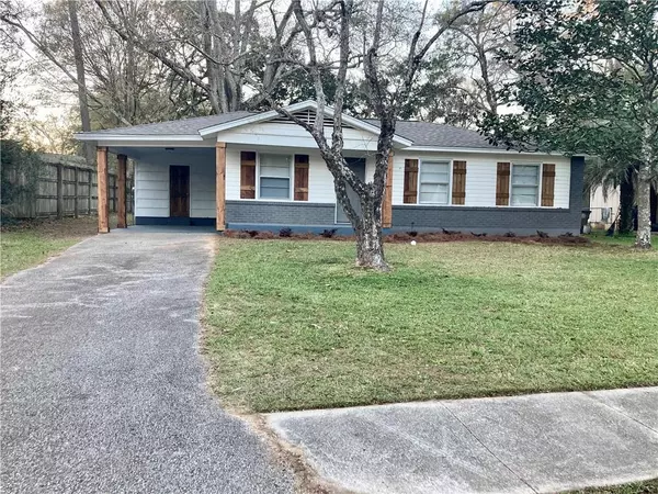 Mobile, AL 36608,903 Memory LN