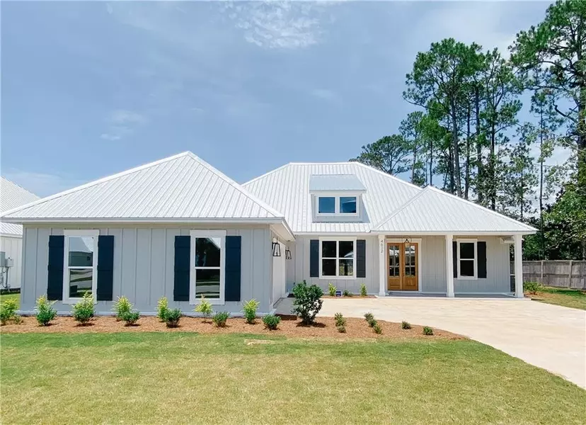 4612 Surrey LN, Orange Beach, AL 36561