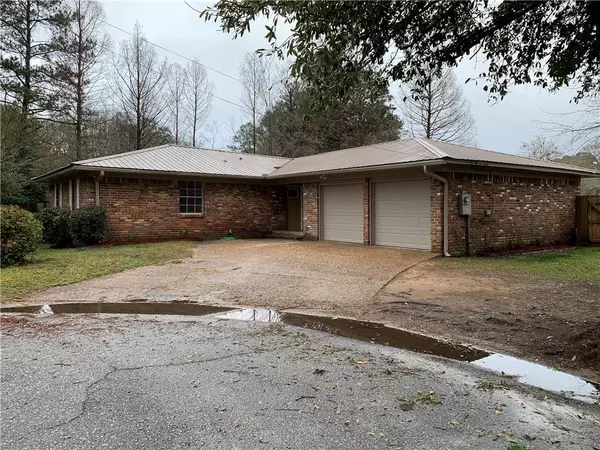 Chickasaw, AL 36611,215 Bell CT