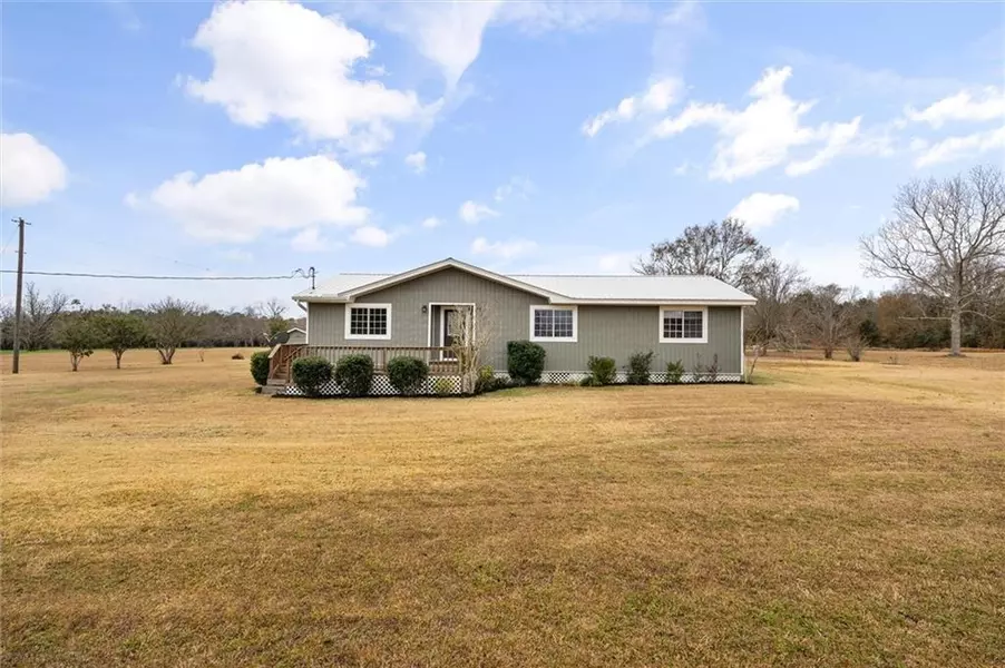 12084 Potter Tract RD, Grand Bay, AL 36541