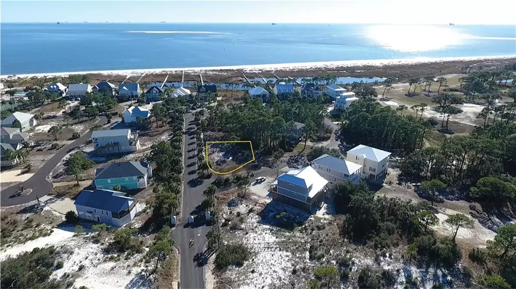 Dauphin Island, AL 36528,714 Hernando PL