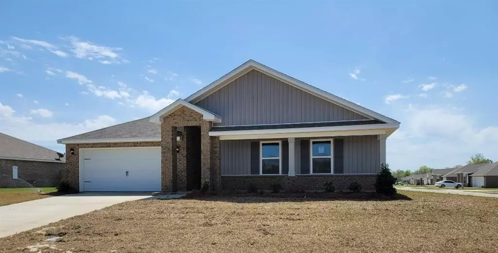 8303 Alpine WAY, Semmes, AL 36575